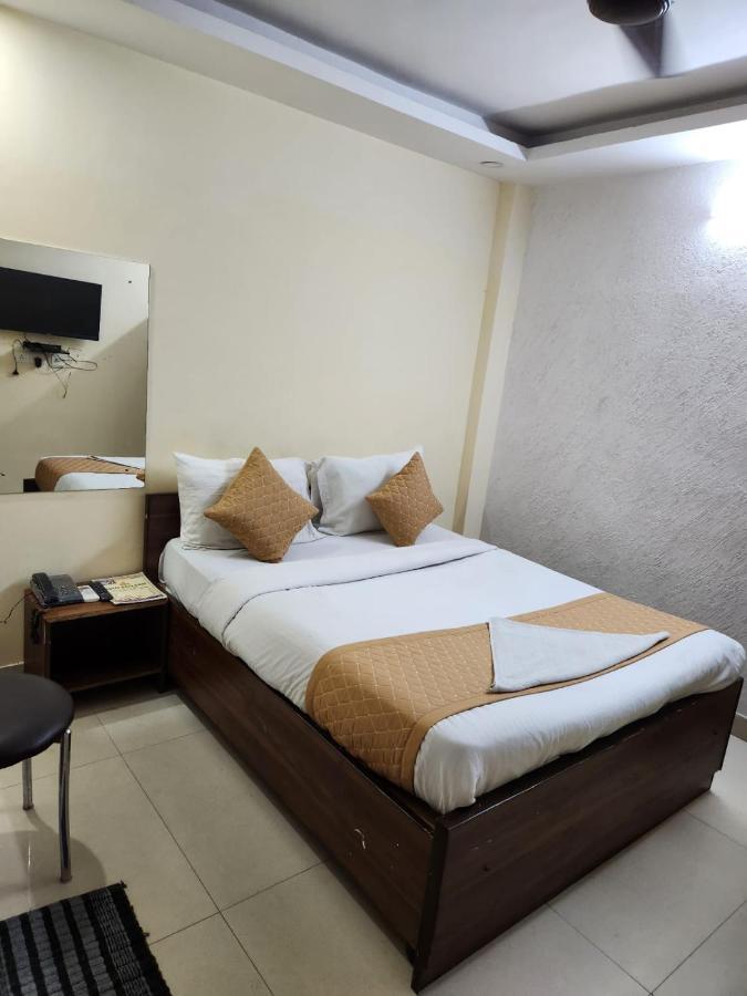 Cozy Cave Near Igi Airport Delhi Hotel New Delhi